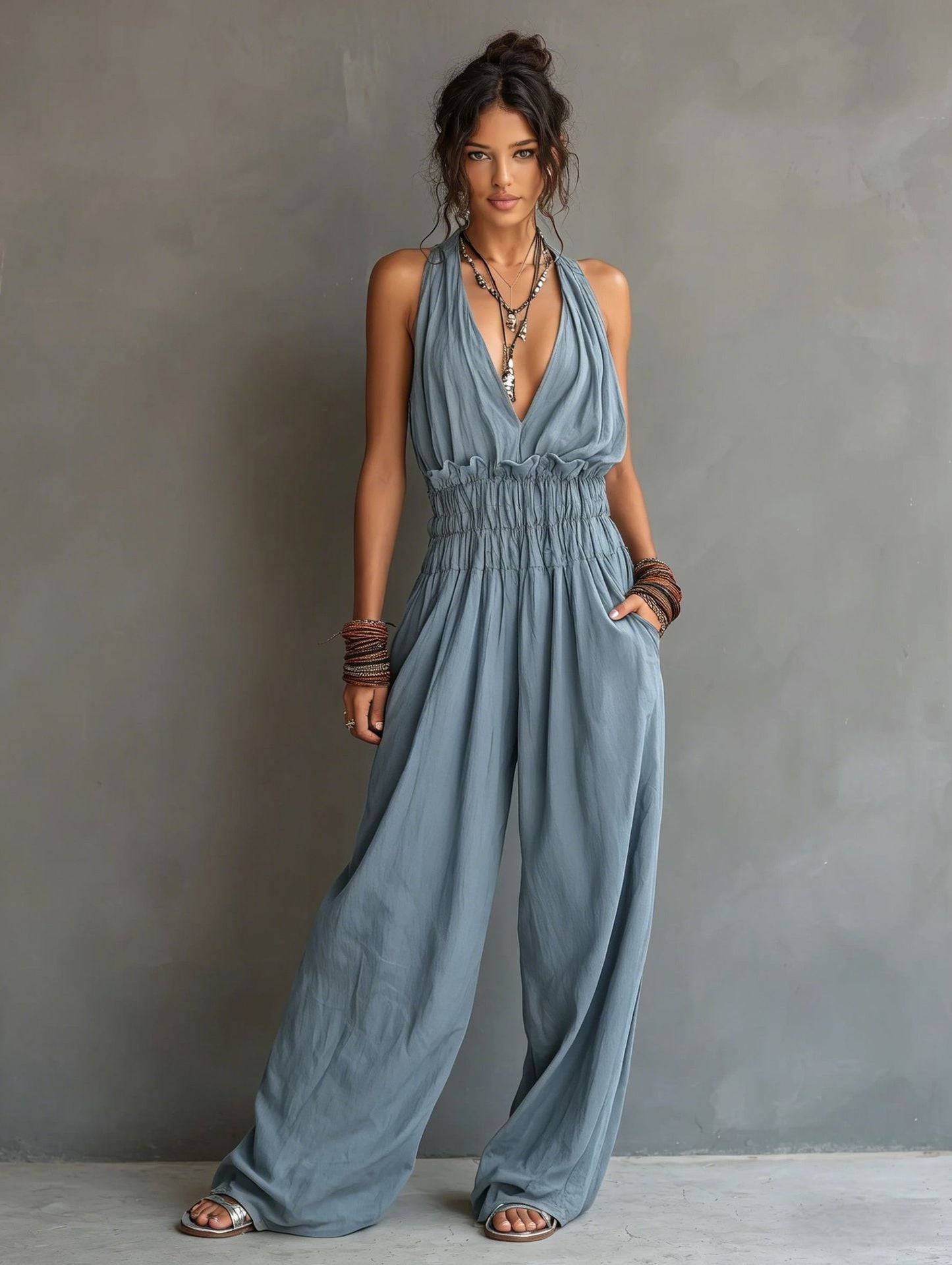 Strap-style V-neck Sleeveless Waist-cinching One-piece Suit