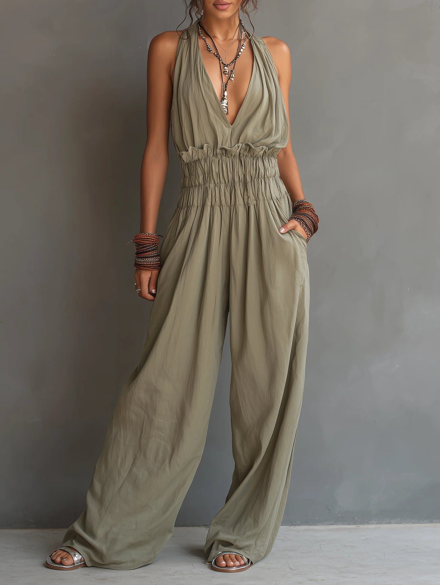 Strap-style V-neck Sleeveless Waist-cinching One-piece Suit